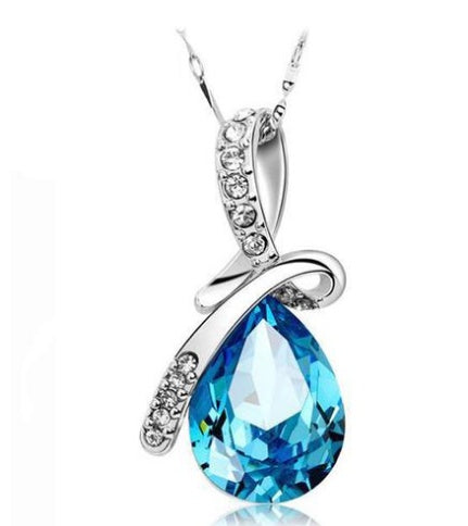 Women  Crystal Pendant Necklace Earring Set