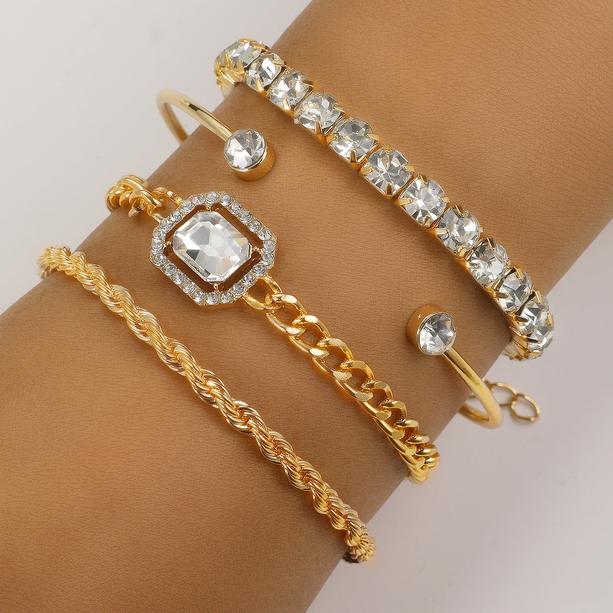 Women Fashion 4 Pcs Crystal Bracelet Set